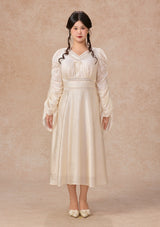 カーブ&プラス ピュアホワイト アセテートVネックドレス