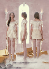 「聖冠の戦士」ドレス