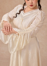 カーブ&プラス ピュアホワイト アセテートVネックドレス