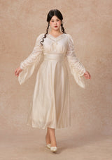 カーブ&プラス ピュアホワイト アセテートVネックドレス