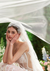 「雨の中の賛美」コルセットドレス