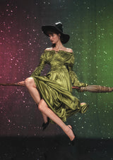 オリーブティントパルテノンドレス