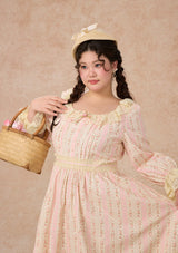 カーブ&プラス ハニーフラワードレス