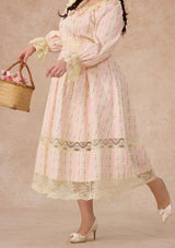 カーブ&プラス ハニーフラワードレス