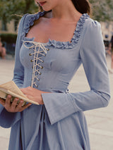 涼やかな海岸線のコルセットドレス