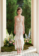 「雨の中の賛美」コルセットドレス