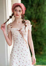 「小さな赤いバラ」ドレス