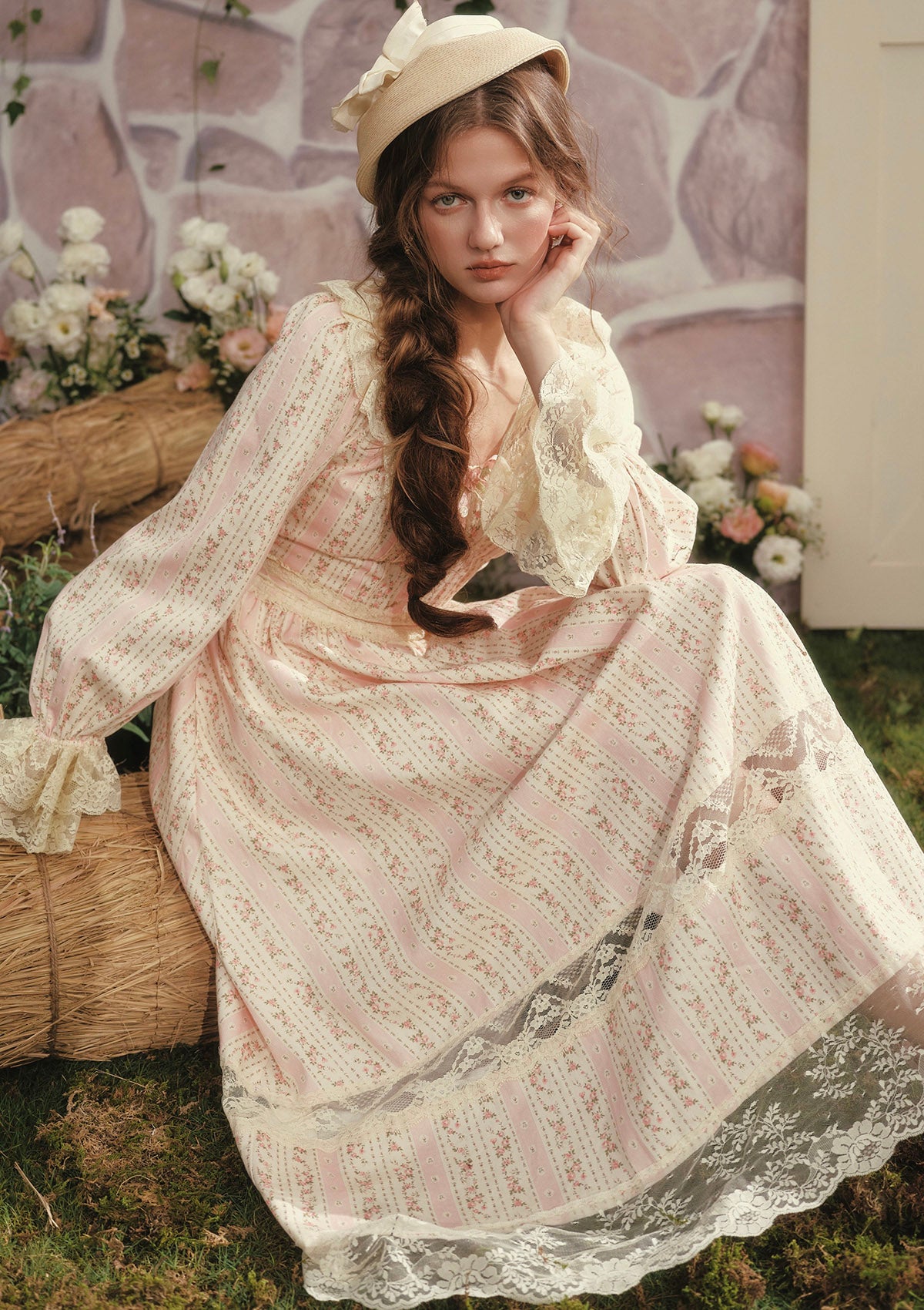 ろ*た様 レースメイド♥️Lace Made♥️赤いりんごコテージドレス完売品 ろ*た様 レースメイド♥️Lace Made♥️赤いりんごコテージドレス完売