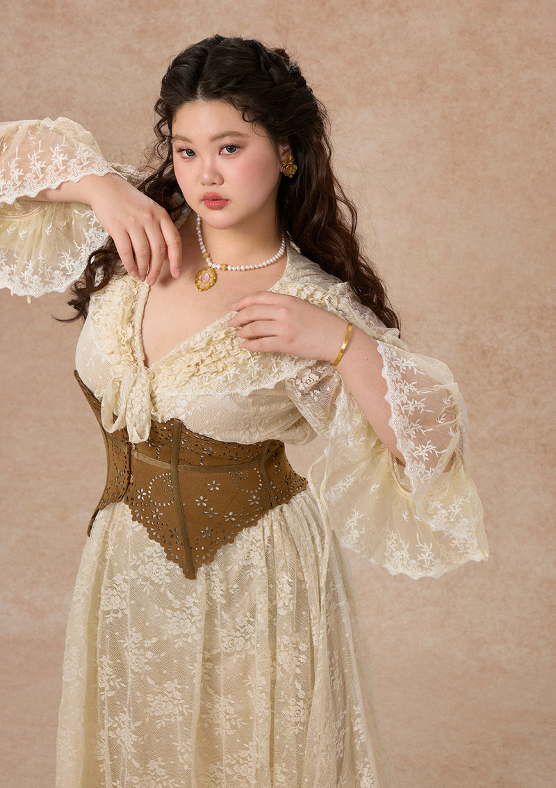 カーブ＆プラス 白馬のプリンセスドレス