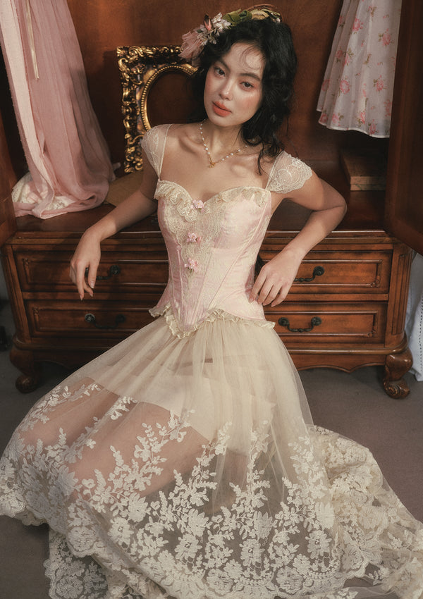 個人デザイナーのお洋服ブランド｜女性用コルセット｜LaceMade