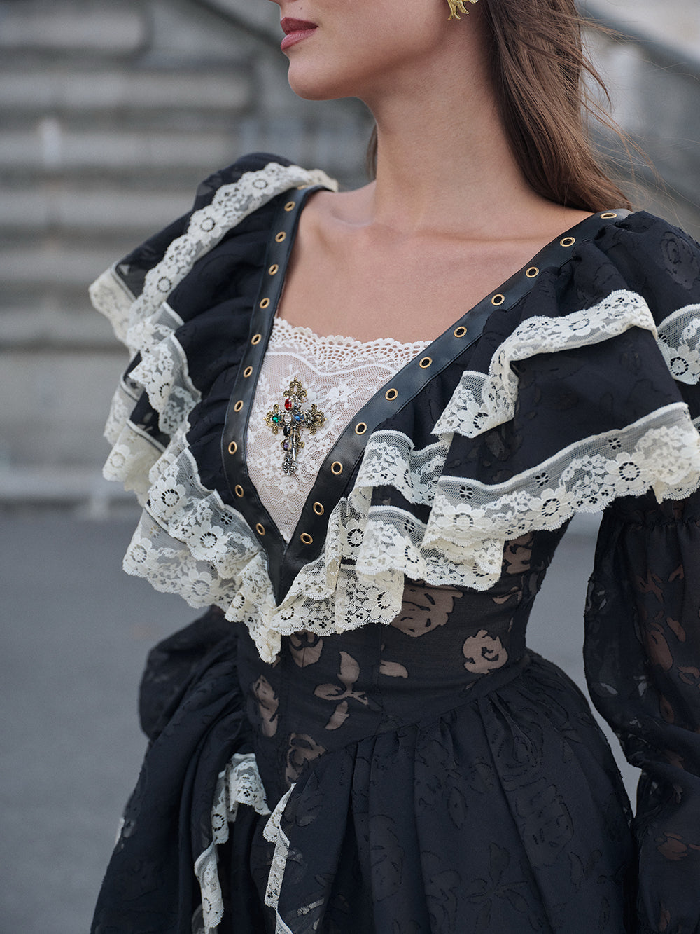 AMERI VINTAGE クルエラドレス マスタ ードS クルエラ・コルセットドレス | LaceMade