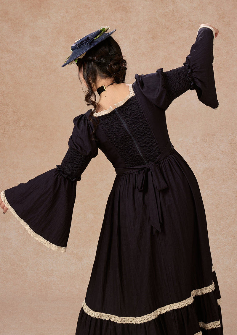 カーブ＆プラス サファイアブルーワルツコルセットドレス