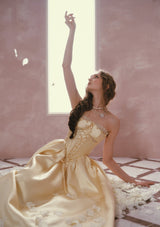 「ベルの金彩」ドレス