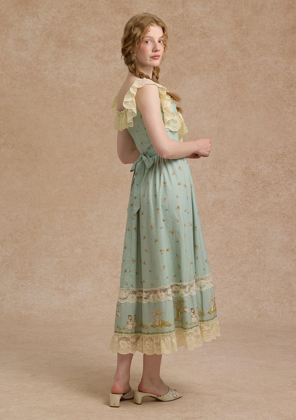 【エムアールコルセット】ドット柄フェアリーワンピース　アイボリー エムアールコルセット】ドット柄フェアリーワンピース アイボリー