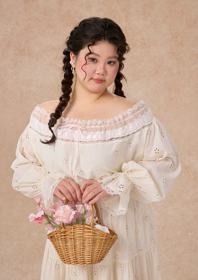 カーブ＆プラス 白椿ドレス