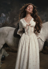 ホワイトチョコレートウォリアーコルセットドレス