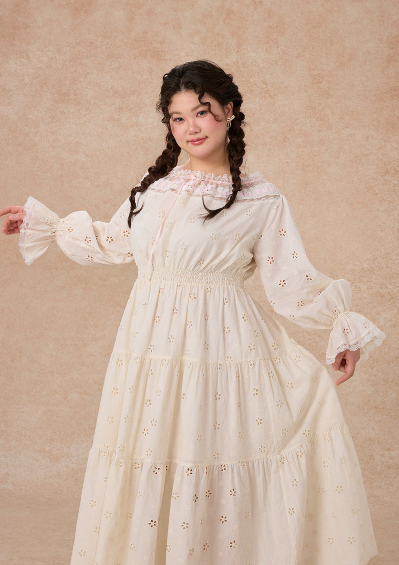 カーブ＆プラス 白椿ドレス