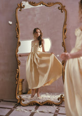 「ベルの金彩」ドレス