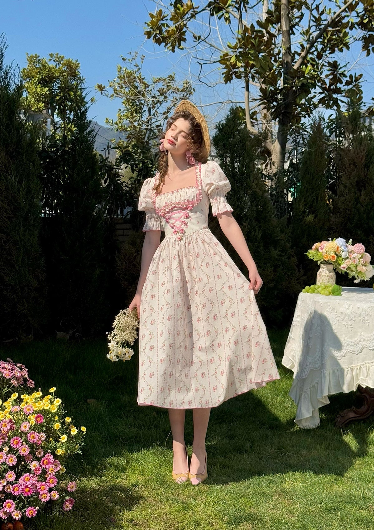 【新品タグ付】 LaceMade「ローズレディ」コルセットドレス　最終値下げ ヴィトリアローズ」コルセットドレス